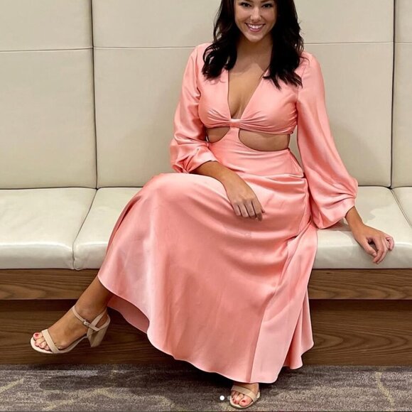 Gianni Bini Madeline Satin Plunge V-Neck Midi Dress NWT Size 0 - Picture 3 of 13